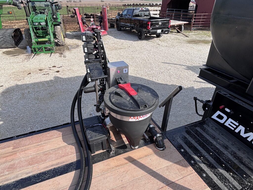 Mixmate Fusion inductor with 4-input Flow Stack installed on Demco 42' liquid tender.